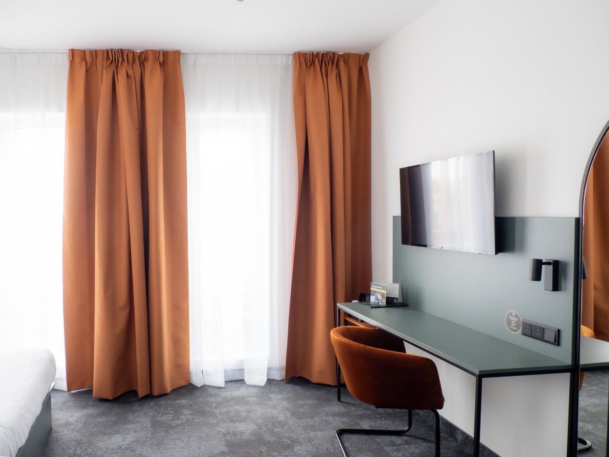B&B Hotel Leszno Leszno  Zewnętrze zdjęcie